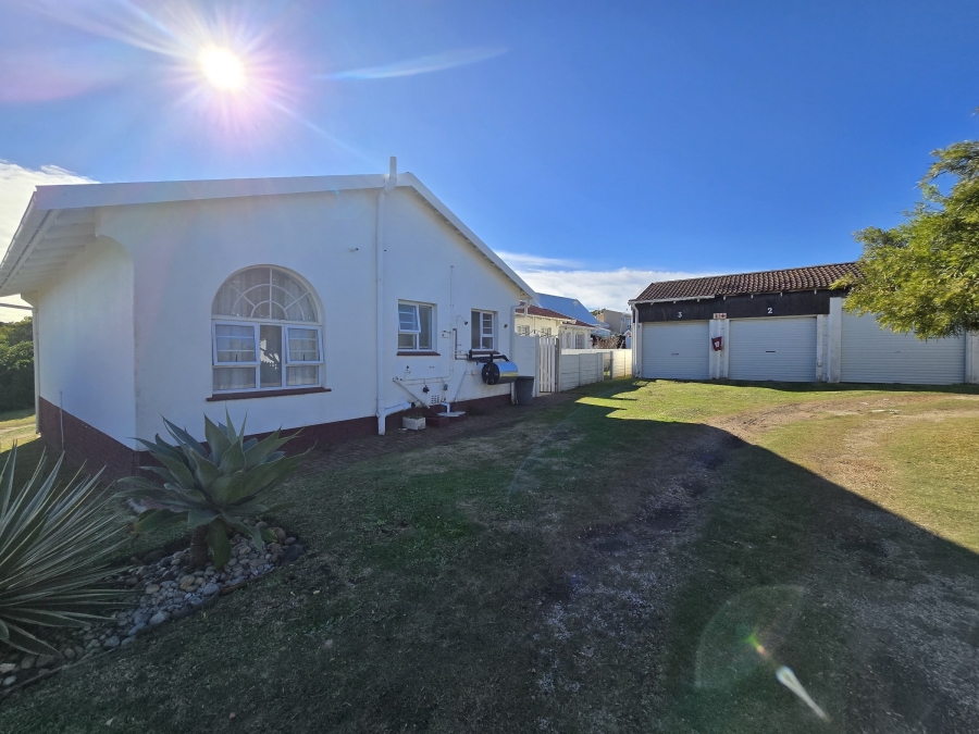 2 Bedroom Property for Sale in Aston Bay Eastern Cape